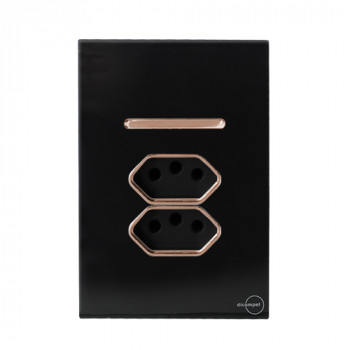 Conjunto Interruptor Paralelo + 2 Tomada 10a 4x2 - Novara Glass Preto Brilhante Ouro Rose Conjunto Interruptor Paralelo + 2 Tomada 10a 4x2 - Novara Glass Preto Brilhante Ouro Rose